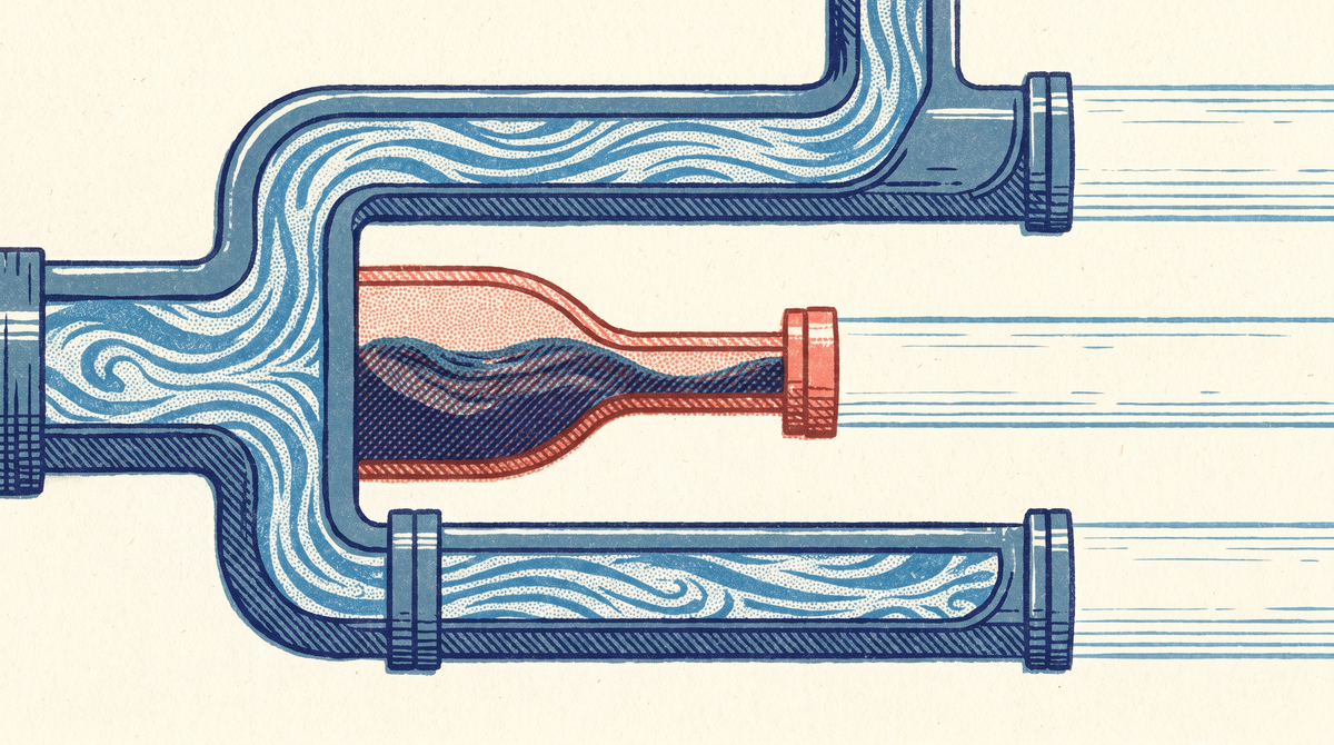 A cross-section of pipes carrying water that backs up and pools behind the single narrowest section